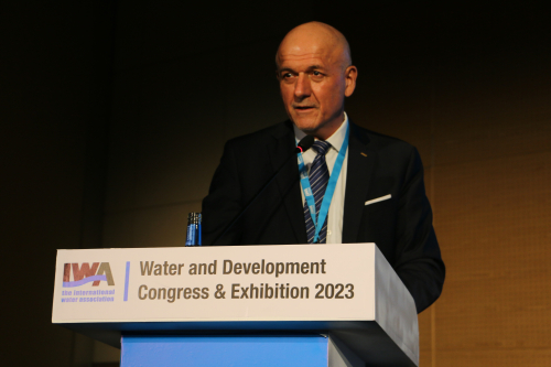 Dr Károly Kovács welcomed the participants on behalf of the European Water Association and of the Hungarian Water Partnership, and made his keynote speech